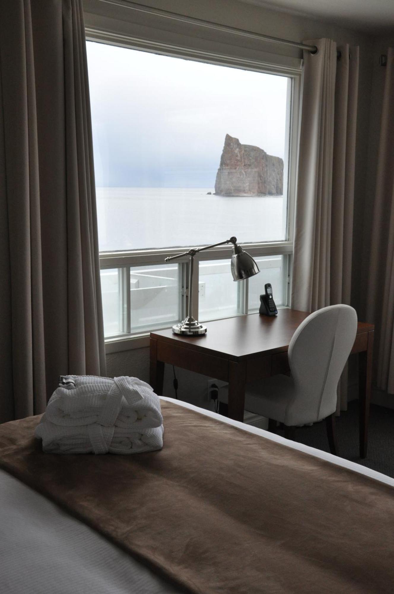 Hotel Les Trois Soeurs Perce Eksteriør bilde