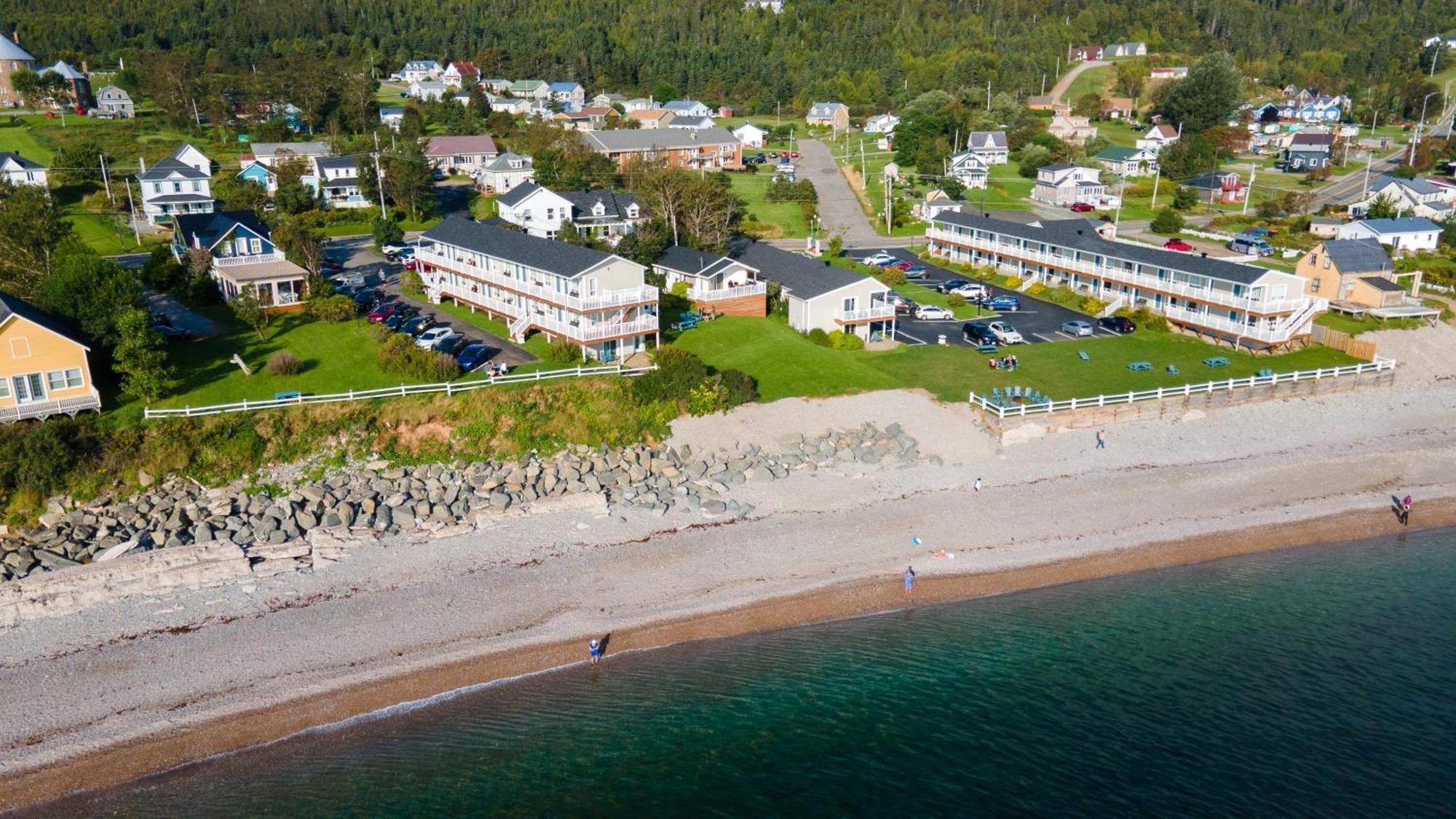 Hotel Les Trois Soeurs Perce Eksteriør bilde