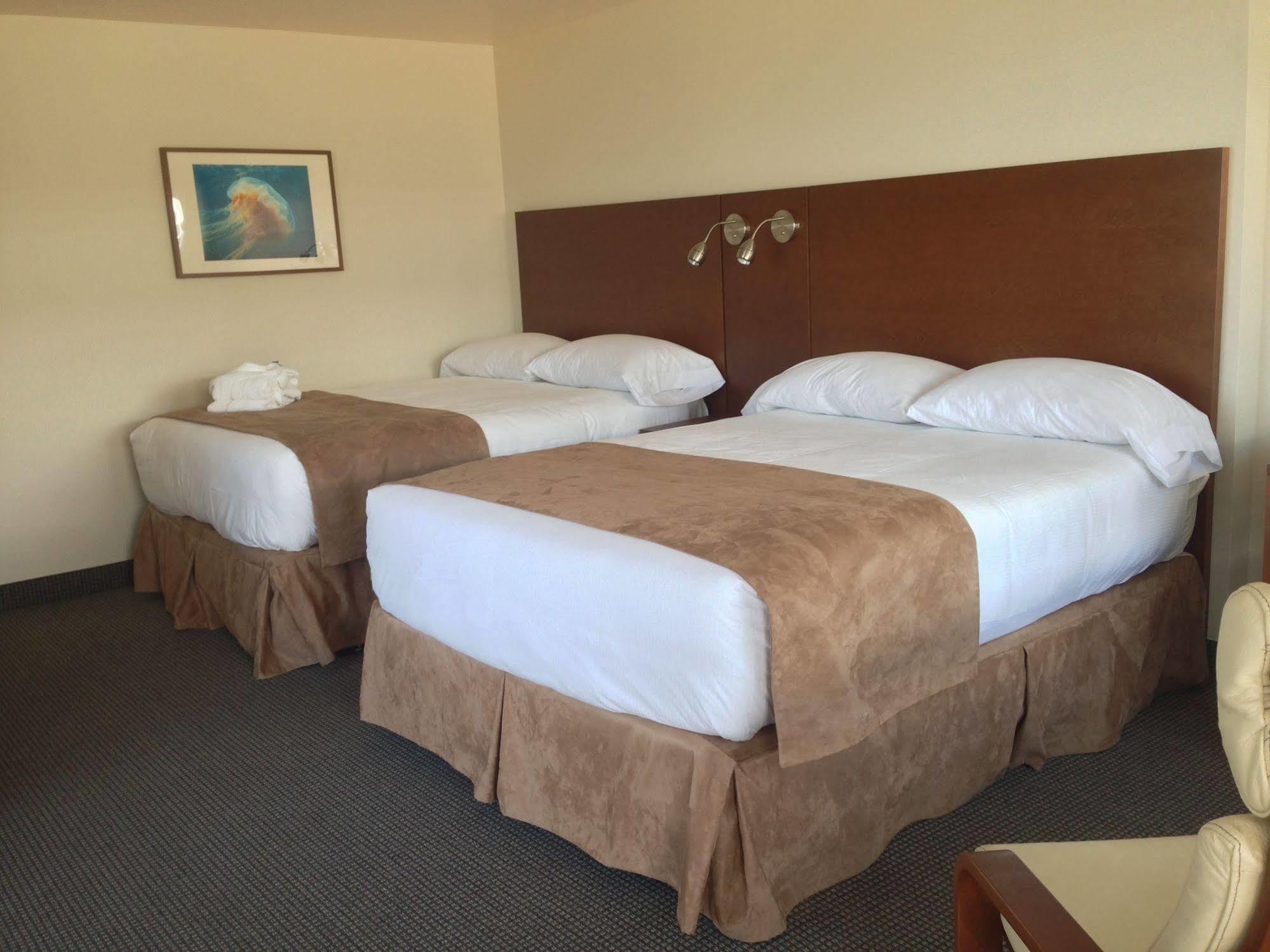 Hotel Les Trois Soeurs Perce Eksteriør bilde